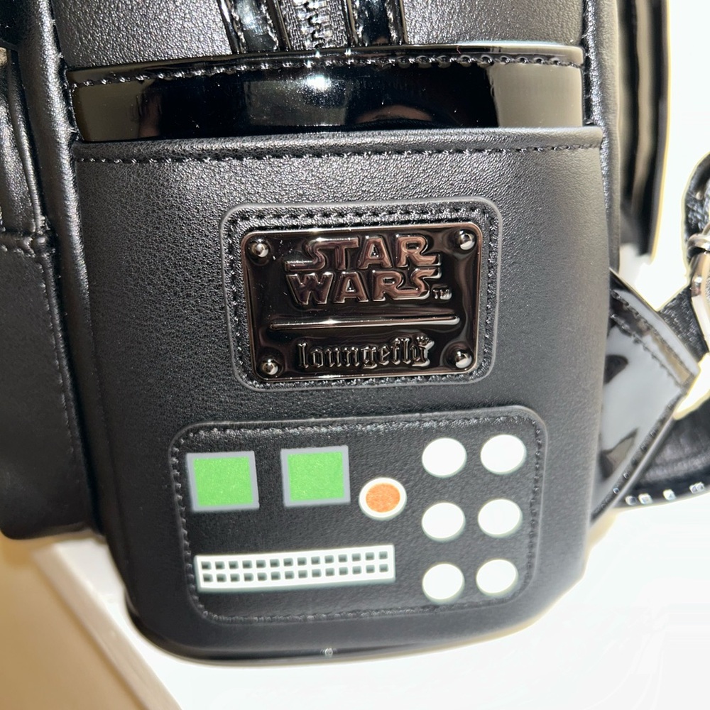 Star Wars Glowing Disney Parks Darth Vader Loungefly Backpack - Picture 6 of 6